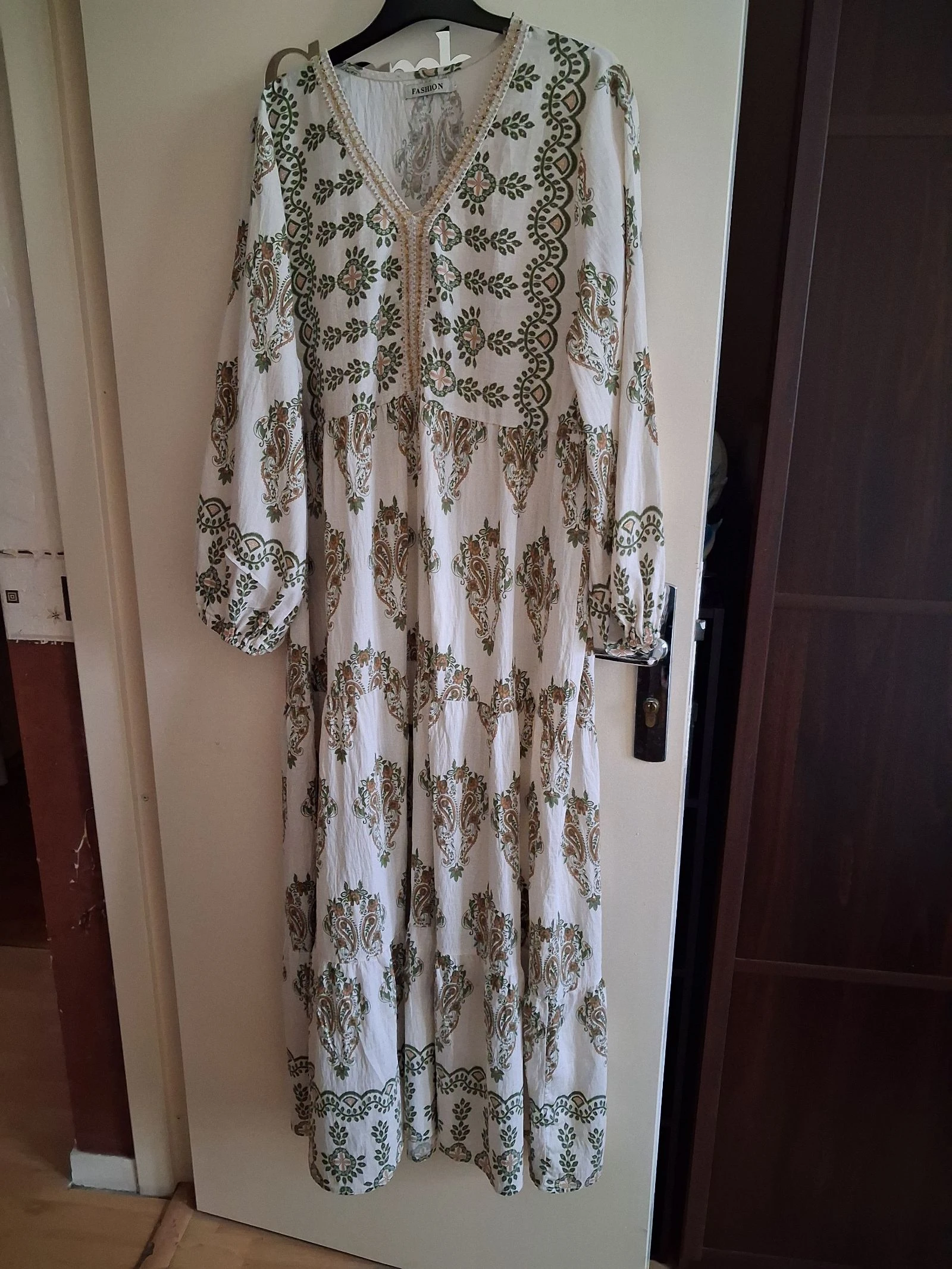 Belle robe Fashion  longue chic  taille 38